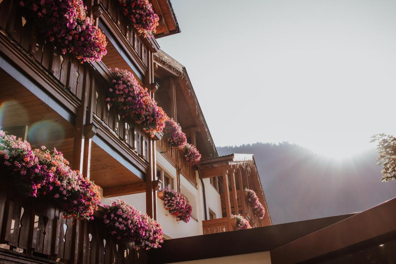 Familienhotel Huber Вальес Экстерьер фото