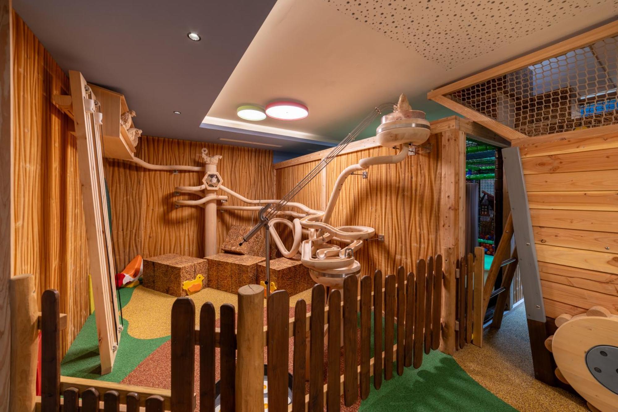 Familienhotel Huber Вальес Экстерьер фото